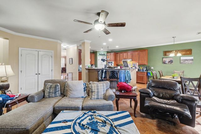 1006 Abberley Cir, Hendersonville, TN 37075