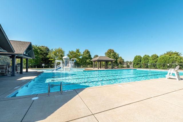 1006 Abberley Cir, Hendersonville, TN 37075