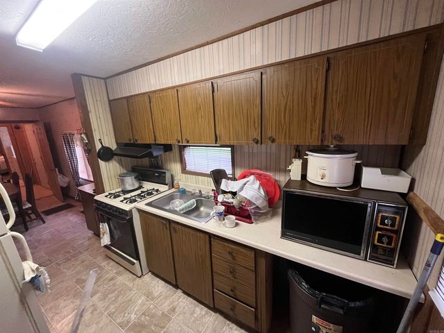 20 Easy St., Greers Ferry, AR 72067