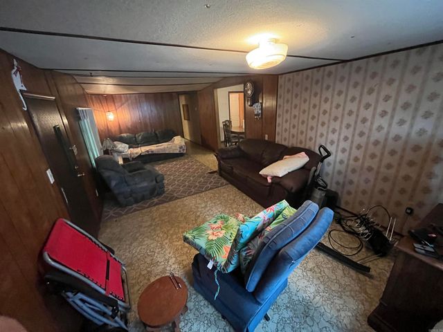 20 Easy St., Greers Ferry, AR 72067