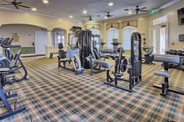 10019 COURTNEY PALMS BOULEVARD 302, Tampa, FL 33619
