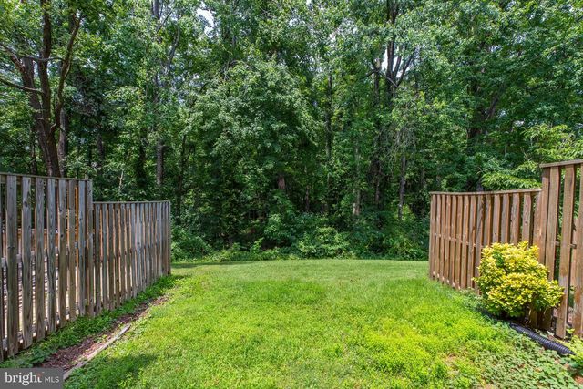 1604 BARNSTEAD DR, Reston, VA 20194