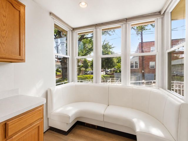 121 33RD ST NE, Washington, DC 20019