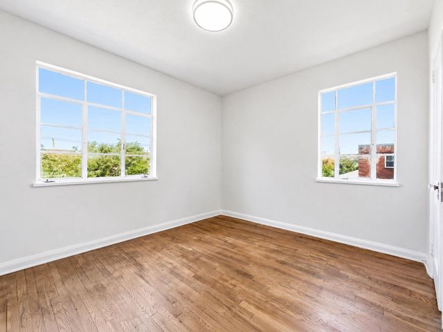 121 33RD ST NE, Washington, DC 20019