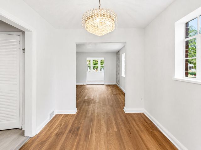 121 33RD ST NE, Washington, DC 20019
