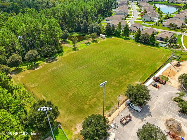 702 GRAMPIAN HIGHLANDS Drive, St. Johns, FL 32259