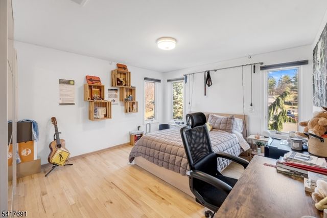 17 Brentwood Dr, North Caldwell Boro, NJ 07006