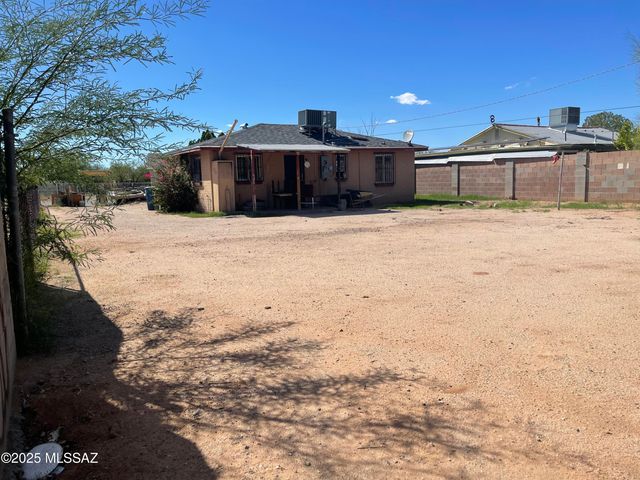 5201 S Champion Stravenue, Tucson, AZ 85706