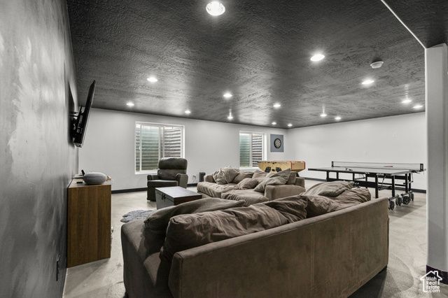 3152 HARVARD DR, Mountain Green, UT 84050