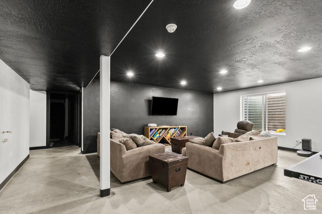 3152 HARVARD DR, Mountain Green, UT 84050