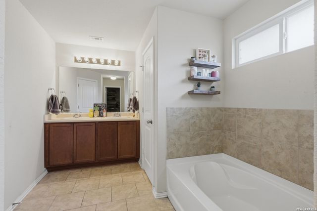 2611 LIVE OAK PASS, San Antonio, TX 78244
