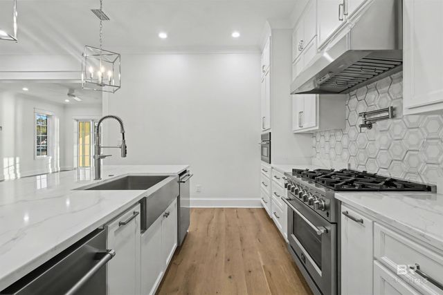 869 Inlet Circle, Gulf Shores, AL 36542