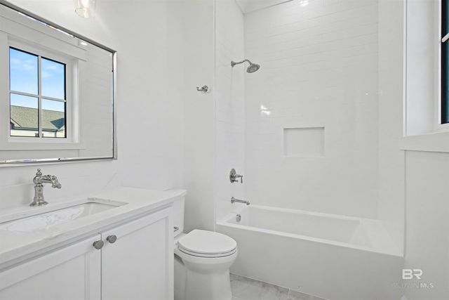 869 Inlet Circle, Gulf Shores, AL 36542