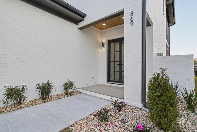 869 Inlet Circle, Gulf Shores, AL 36542