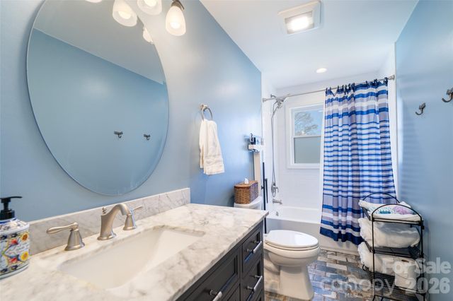 39 N Pershing Road, Asheville, NC 28805