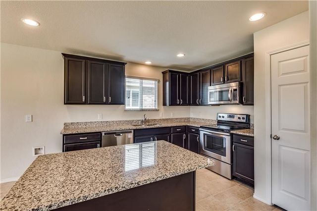 1104 Rivers Creek Lane, Little Elm, TX 75068