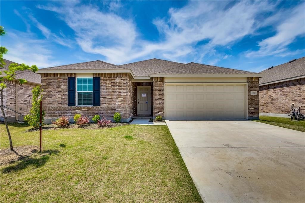 1104 Rivers Creek Lane, Little Elm, TX 75068