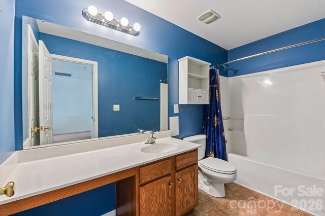 8718 Buttonwood Court, Charlotte, NC 28215