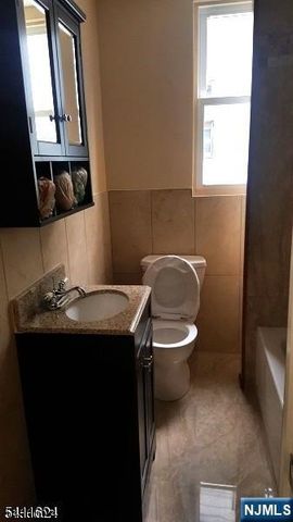 100-102 Lyons Avenue, Newark, NJ 07112
