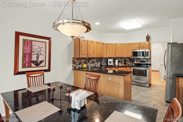 57224 Hidden Timbers Drive, Lyon Charter Township, MI 48178