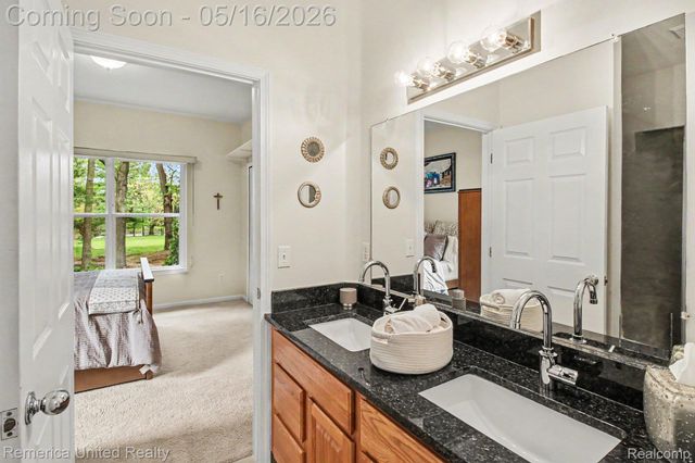 57224 Hidden Timbers Drive, Lyon Charter Township, MI 48178