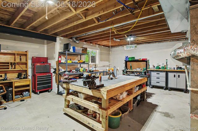57224 Hidden Timbers Drive, Lyon Charter Township, MI 48178