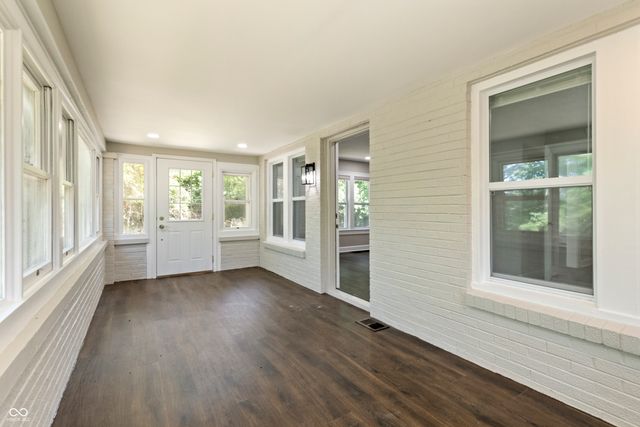 5041 Kentucky Avenue, Indianapolis, IN 46221