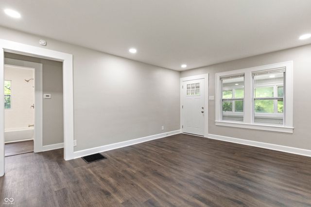 5041 Kentucky Avenue, Indianapolis, IN 46221