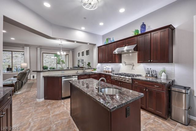 49 Stonemark Drive, Henderson, NV 89052