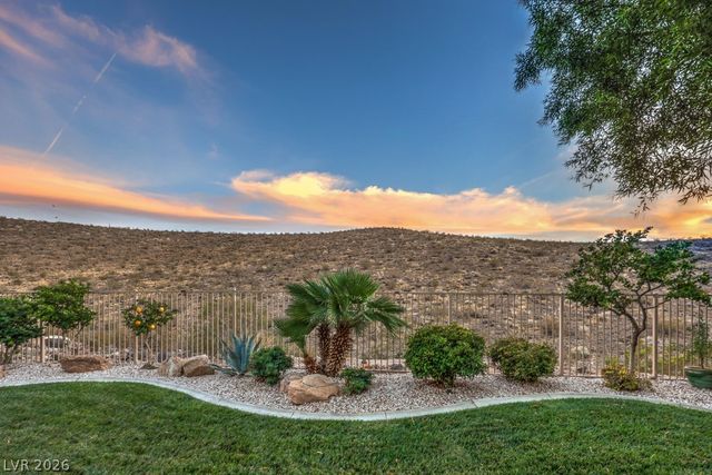 49 Stonemark Drive, Henderson, NV 89052