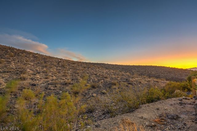 49 Stonemark Drive, Henderson, NV 89052