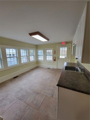 100 Hospital Road A, Canton, GA 30114