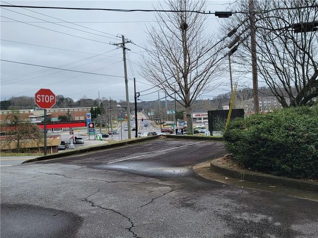 100 Hospital Road A, Canton, GA 30114