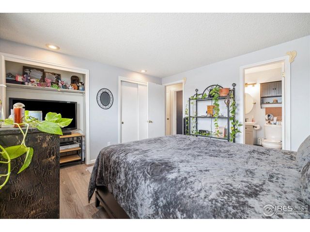 1561 S Sheridan Blvd, Lakewood, CO 80232