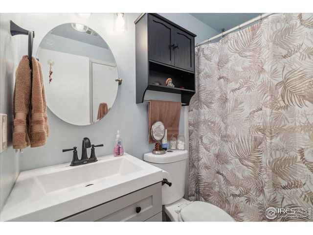 1561 S Sheridan Blvd, Lakewood, CO 80232