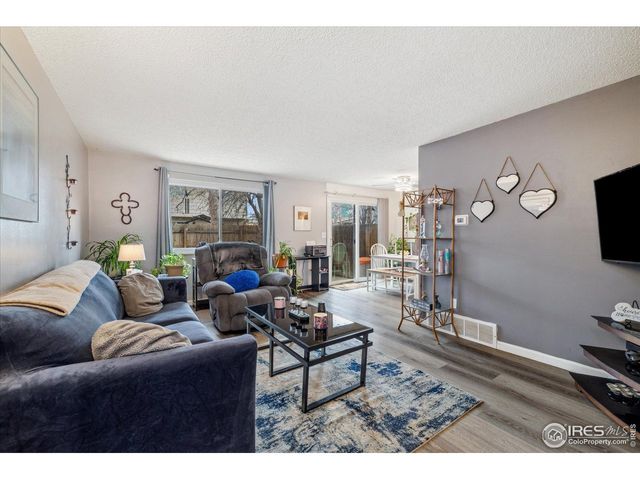 1561 S Sheridan Blvd, Lakewood, CO 80232