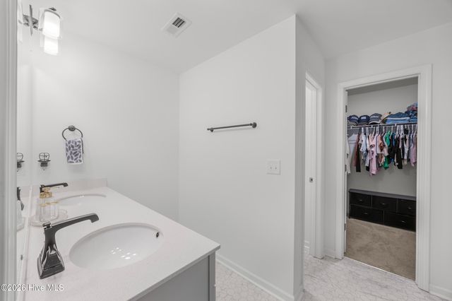 1080 Ben Thomas Drive NE, Leland, NC 28451