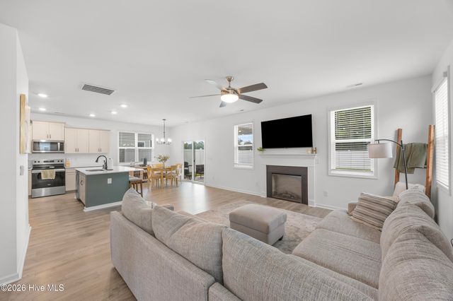 1080 Ben Thomas Drive NE, Leland, NC 28451