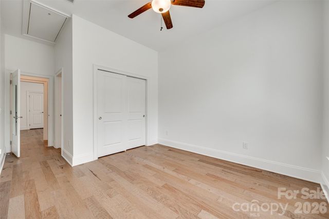 15927 Vale Ridge Drive, Charlotte, NC 28278