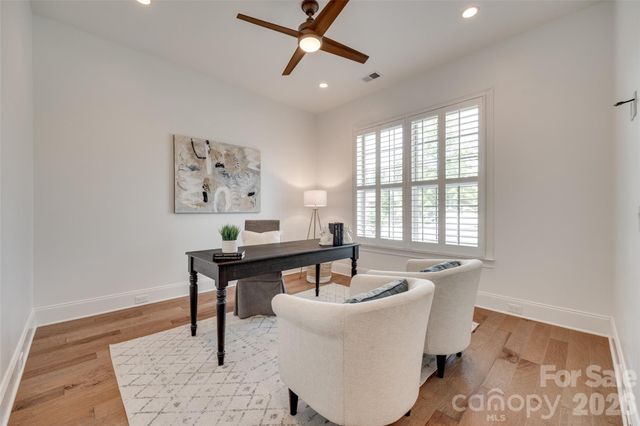 15927 Vale Ridge Drive, Charlotte, NC 28278