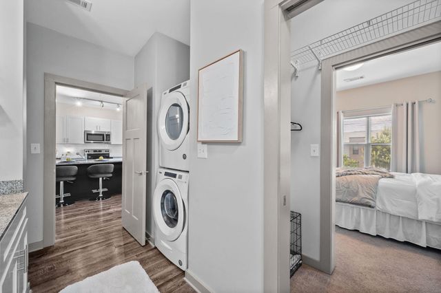 782 Riverfront Parkway 202, Chattanooga, TN 37402