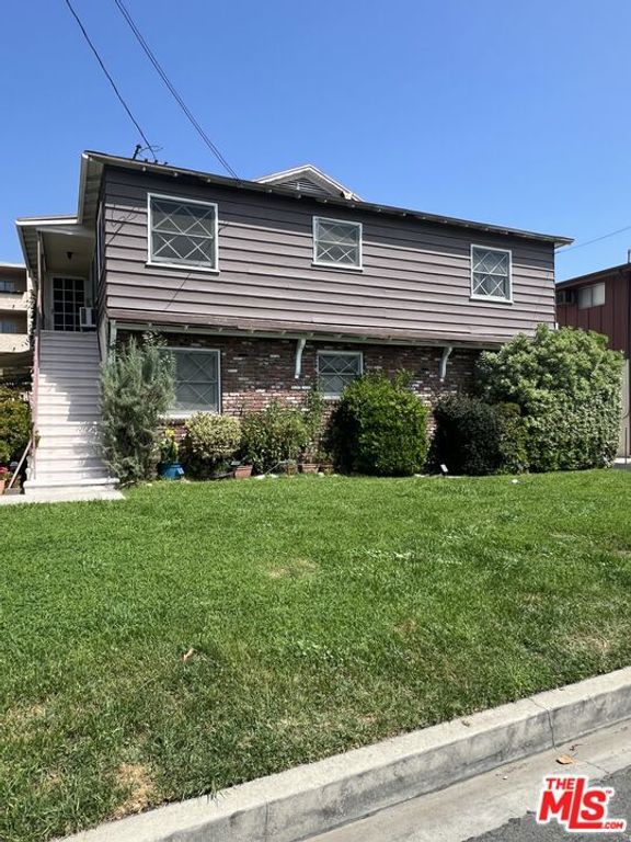 5214 Wilkinson Avenue, Valley Village, CA 91607