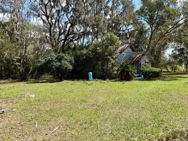 10010 FORT KING ROAD, Dade City, FL 33525