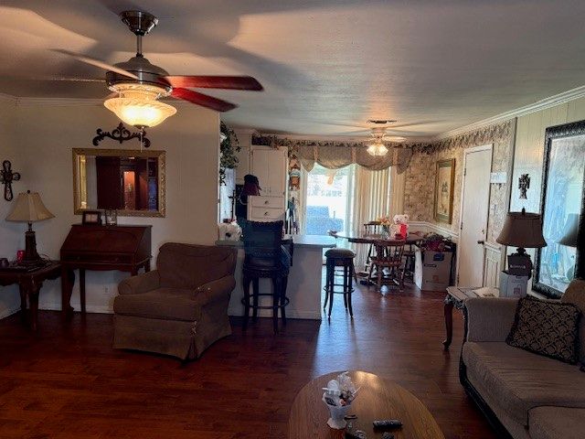 1525 Mansfield Road, Reno, TX 75462