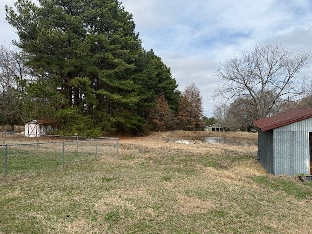 1525 Mansfield Road, Reno, TX 75462