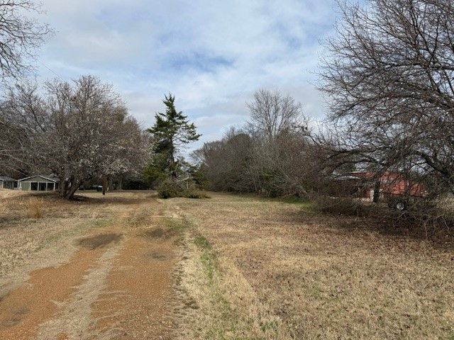 1525 Mansfield Road, Reno, TX 75462