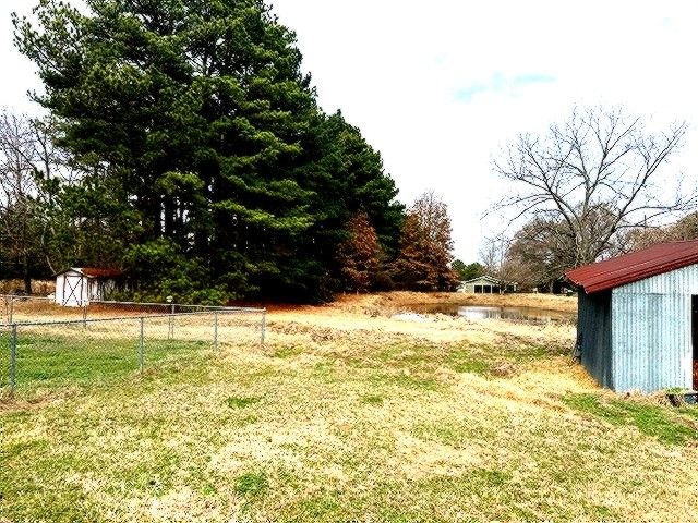 1525 Mansfield Road, Reno, TX 75462