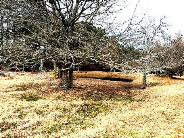 1525 Mansfield Road, Reno, TX 75462