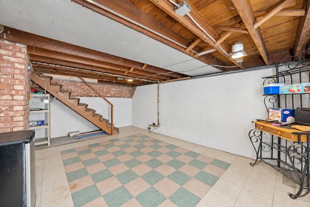 7052 41st Street, Berwyn, IL 60402