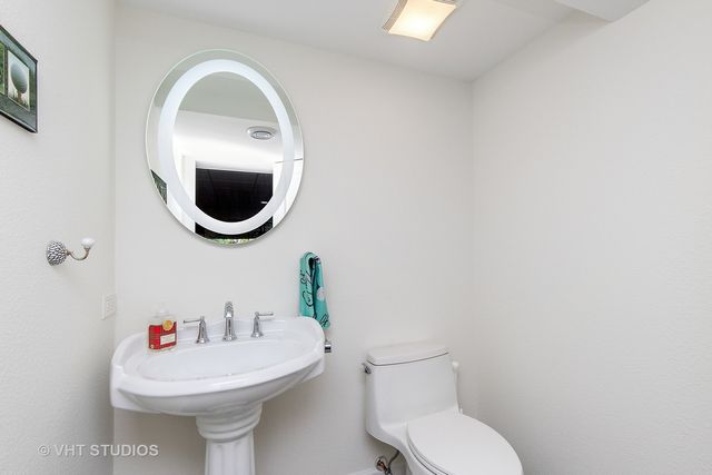 2032 Wentworth Drive, Volo, IL 60020